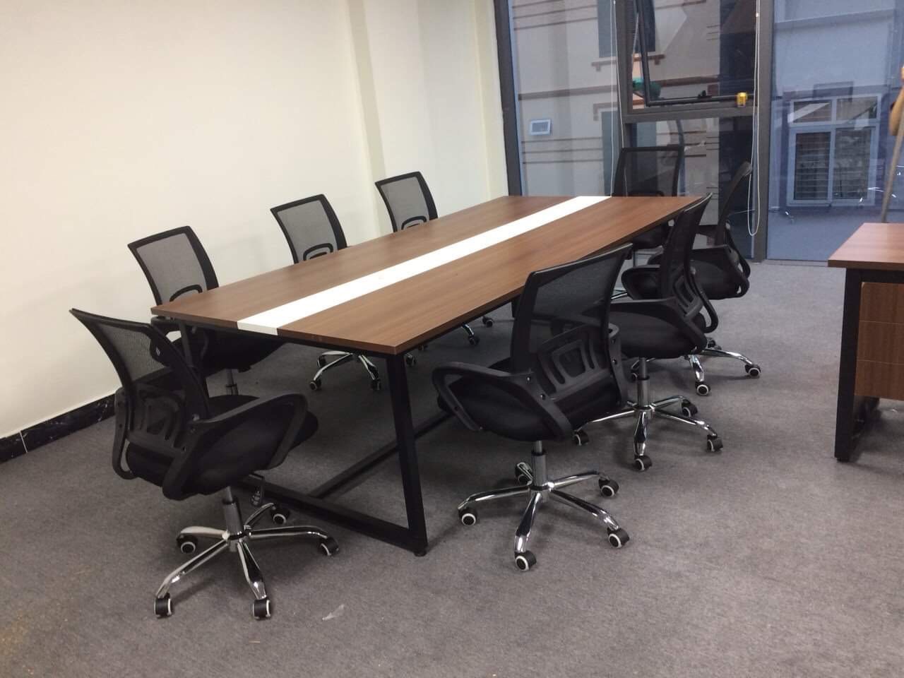 Mẫu bàn ghế văn phòng hình chữ nhật